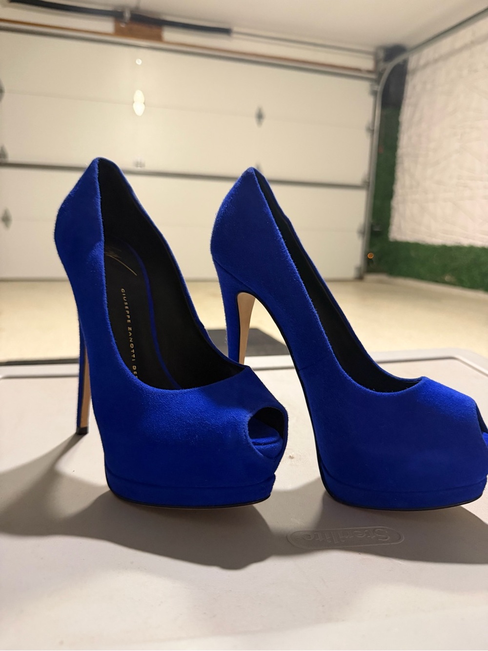Giuseppe Zanotti Electric Blue Suede Peep-Toe Platform Pumps